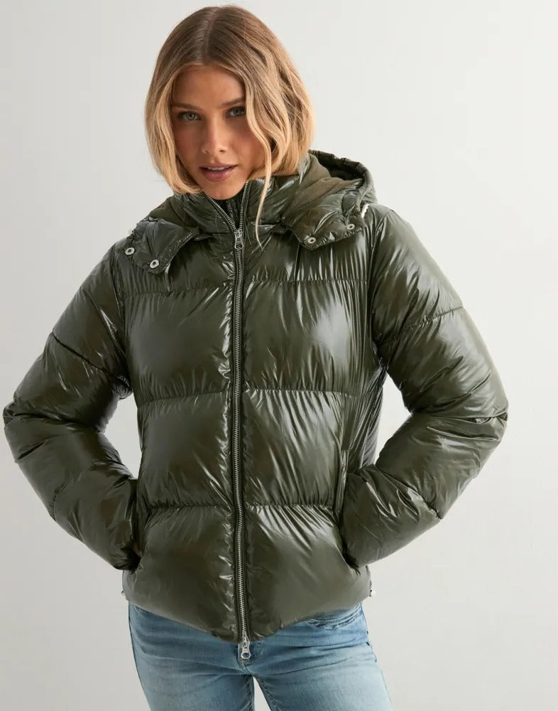 Lily - Shiny Puffer Jacket