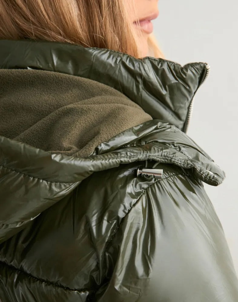 Lily - Shiny Puffer Jacket