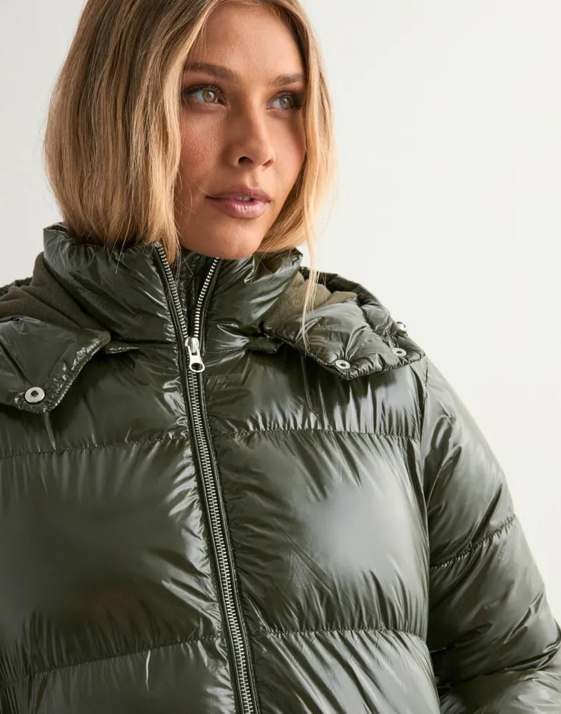 Lily - Shiny Puffer Jacket